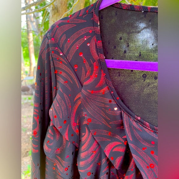 Sparkly Red Rose Pattern Ruffled Blouse - Picture 3 of 10